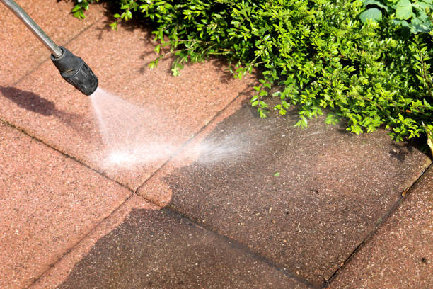 Why Choose Our Certified Pressure Washing Experts for Your Project Needs in Rural Retreat, VA?